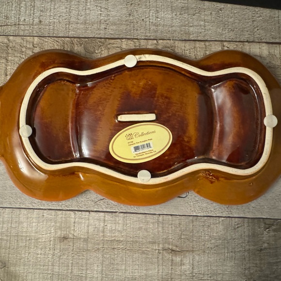 Pumpkin Trio Ceramic Plate TII Collections - Picture 3 of 13